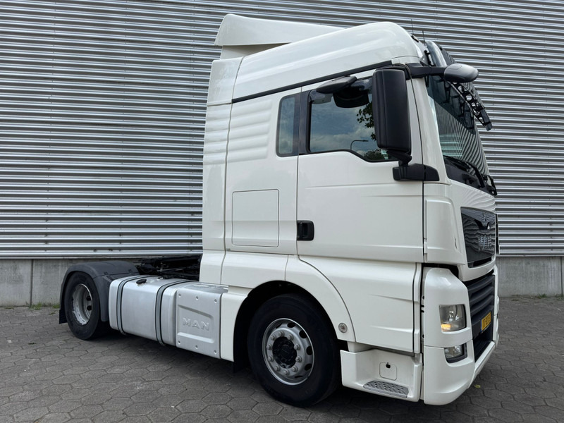 MAN TGX 18.420 XLX / 2 Tanks / 2 In stock..!!! / TUV: 8-2025 / NL Truck - Tractor unit: picture 2 MAN TGX 18.420 XLX / 2 Tanks / 2 In stock..!!! / TUV: 8-2025 / NL Truck - Tractor unit: picture 2