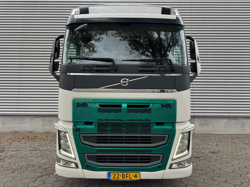 Volvo FH 420 / I-Shift / 2 Tanks / Euro 6 / NL- Truck - Tractor unit: picture 4 Volvo FH 420 / I-Shift / 2 Tanks / Euro 6 / NL- Truck - Tractor unit: picture 4
