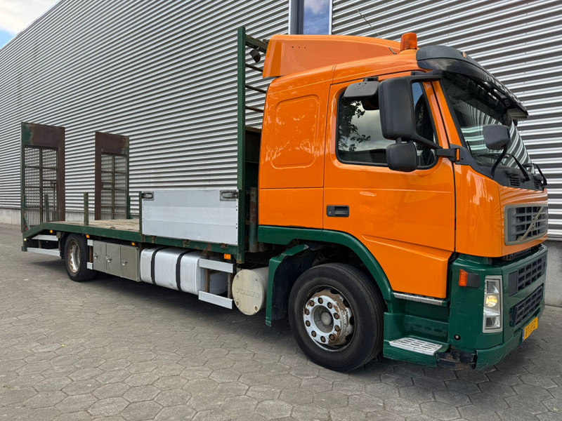 Volvo FM 300 / Machine Transport / Hydraulic Ramp / Klima / TUV:7-2025 / NL Truck - Truck: picture 2 Volvo FM 300 / Machine Transport / Hydraulic Ramp / Klima / TUV:7-2025 / NL Truck - Truck: picture 2