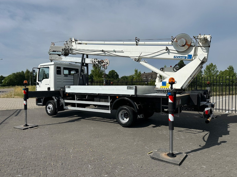 Böcker AK 32/1500 SPS Truck Crane,28.694 km!,3.926 hours! - All terrain crane: picture 4 Böcker AK 32/1500 SPS Truck Crane,28.694 km!,3.926 hours! - All terrain crane: picture 4
