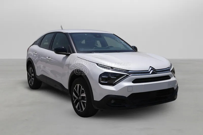 Citroen C4 4X2 - Sedan: picture 1 Citroen C4 4X2 - Sedan: picture 1