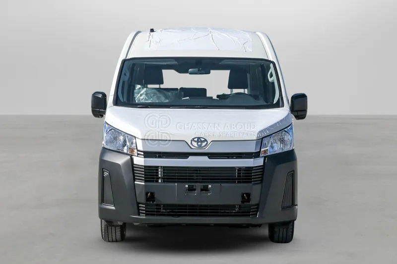 Toyota Hiace HIGH ROOF - Small van: picture 3 Toyota Hiace HIGH ROOF - Small van: picture 3