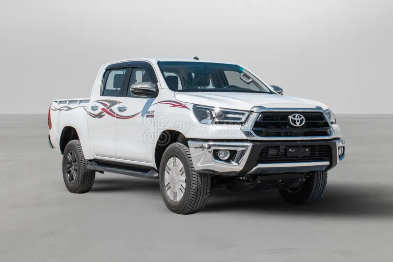 Toyota Hilux 4X4 Double Cabin - Pickup truck, Combi van: picture 1 Toyota Hilux 4X4 Double Cabin - Pickup truck, Combi van: picture 1