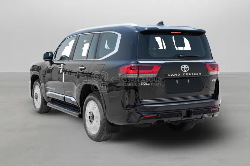 Toyota Land Cruiser 300 4x4 - SUV: picture 5 Toyota Land Cruiser 300 4x4 - SUV: picture 5