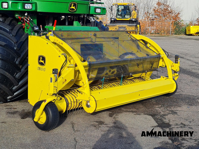 John Deere 630C Pick-up - Forage harvester attachment for Agricultural machinery: picture 2 John Deere 630C Pick-up - Forage harvester attachment for Agricultural machinery: picture 2