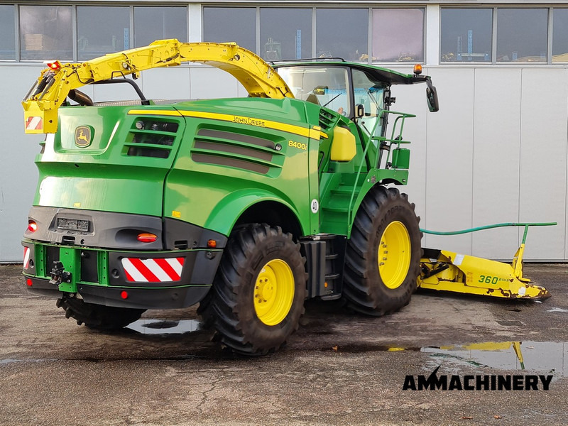 John Deere 8400 - Forage harvester: picture 5 John Deere 8400 - Forage harvester: picture 5