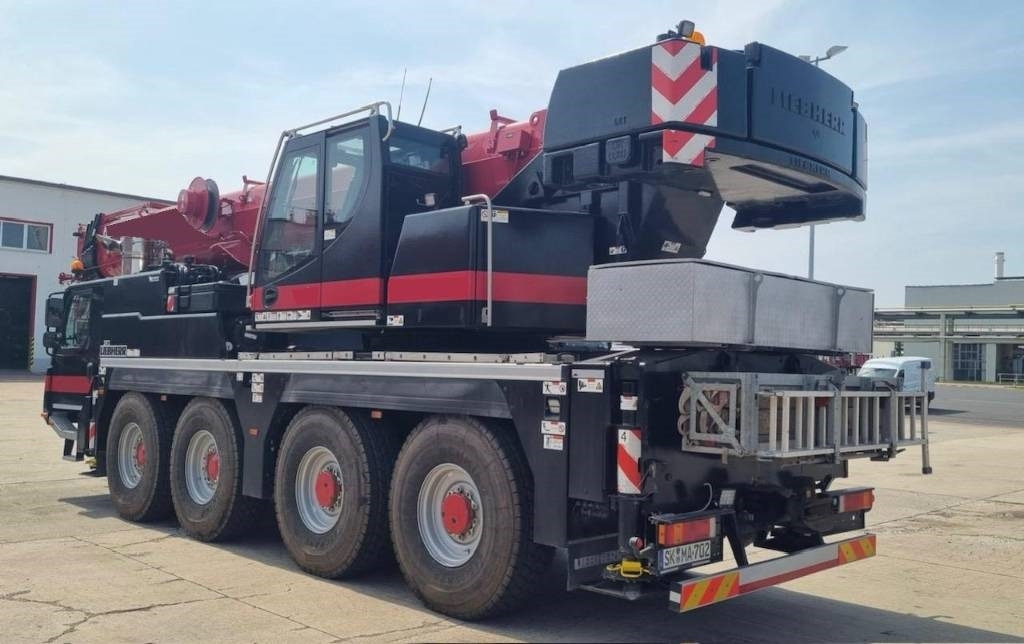 Liebherr LTM 1070-4.2 - All terrain crane: picture 4 Liebherr LTM 1070-4.2 - All terrain crane: picture 4