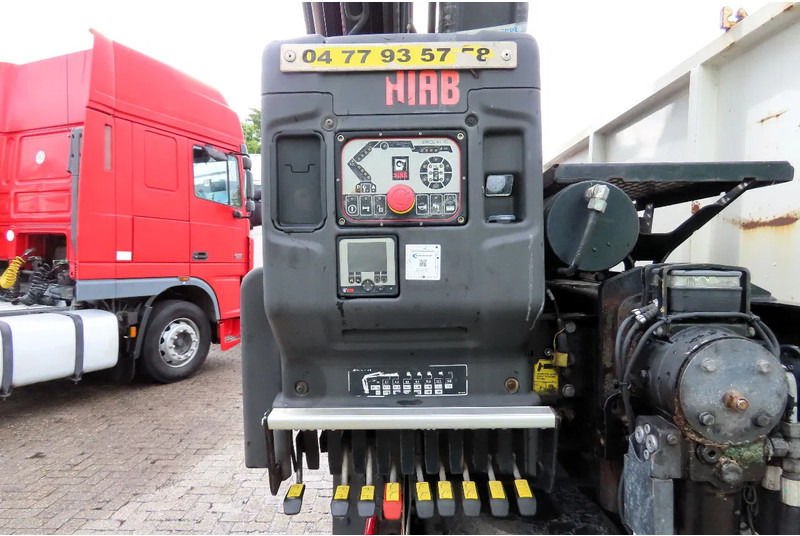 Renault C430 Bj 2018 HIAB X-HIDOU 18 8 , RETARDER, WHEELBASE 4.35M, NAVI - Crane truck: picture 3 Renault C430 Bj 2018 HIAB X-HIDOU 18 8 , RETARDER, WHEELBASE 4.35M, NAVI - Crane truck: picture 3