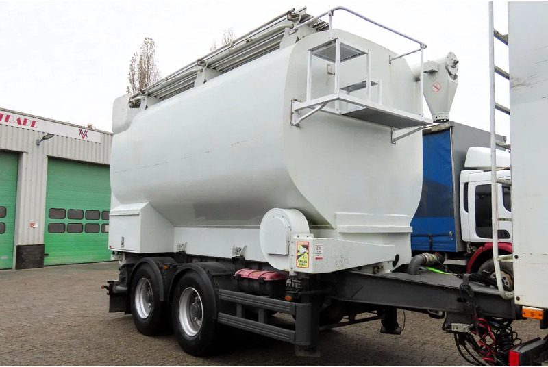 Samro 'AUGER + Air. 4 comp. - Tank trailer: picture 4 Samro 'AUGER + Air. 4 comp. - Tank trailer: picture 4