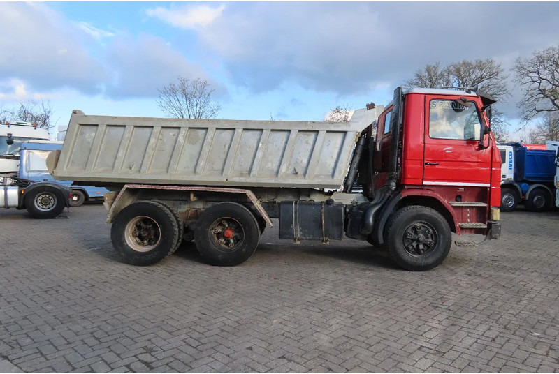 Scania 142H 6x4, Full spring, Very clean - Tipper: picture 4 Scania 142H 6x4, Full spring, Very clean - Tipper: picture 4