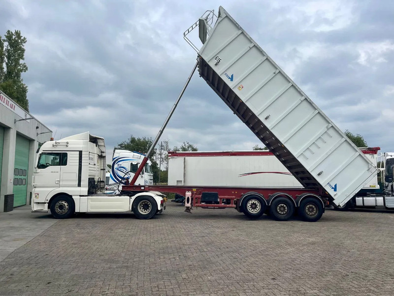 Stas TOP CONDITION 48m3, disc breaks, AIR SUSP, SAF AXLES! - Tipper semi-trailer: picture 4 Stas TOP CONDITION 48m3, disc breaks, AIR SUSP, SAF AXLES! - Tipper semi-trailer: picture 4