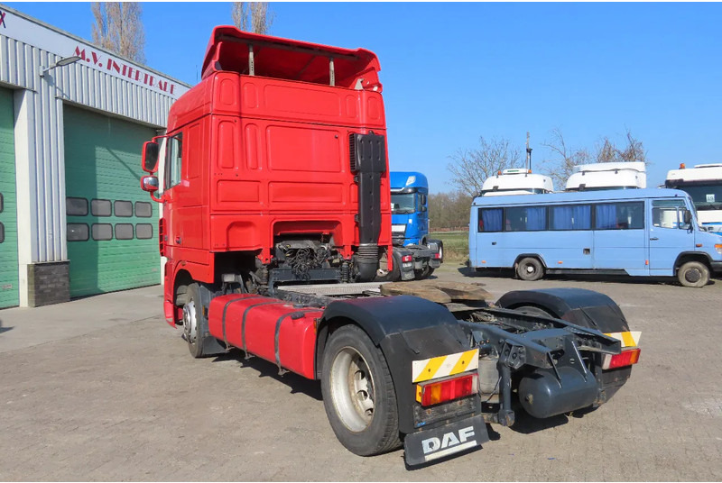 DAF XF 105.460 Euro5 evv, 2 beds, 2 tanks - Tractor unit: picture 5 DAF XF 105.460 Euro5 evv, 2 beds, 2 tanks - Tractor unit: picture 5