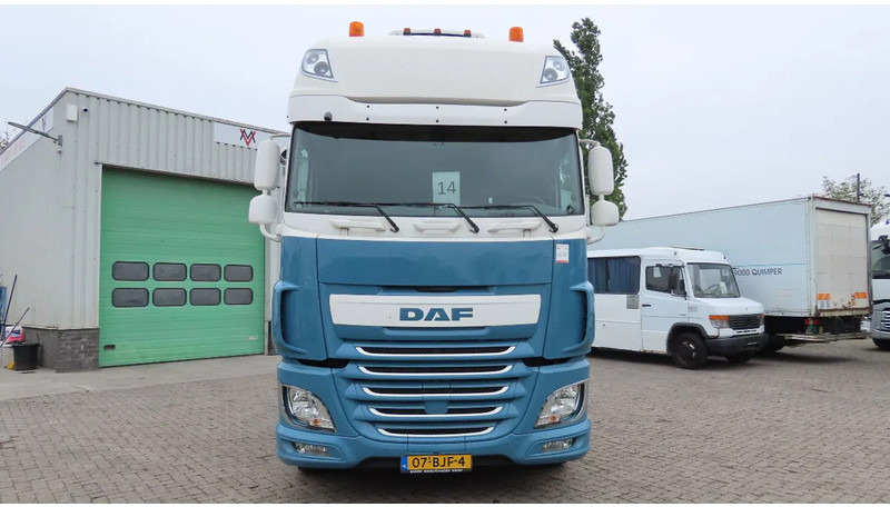 DAF XF 460 original NL truck.SSP, PARKING AC, 2X FUEL TANK, FRIGO - Tractor unit: picture 3 DAF XF 460 original NL truck.SSP, PARKING AC, 2X FUEL TANK, FRIGO - Tractor unit: picture 3