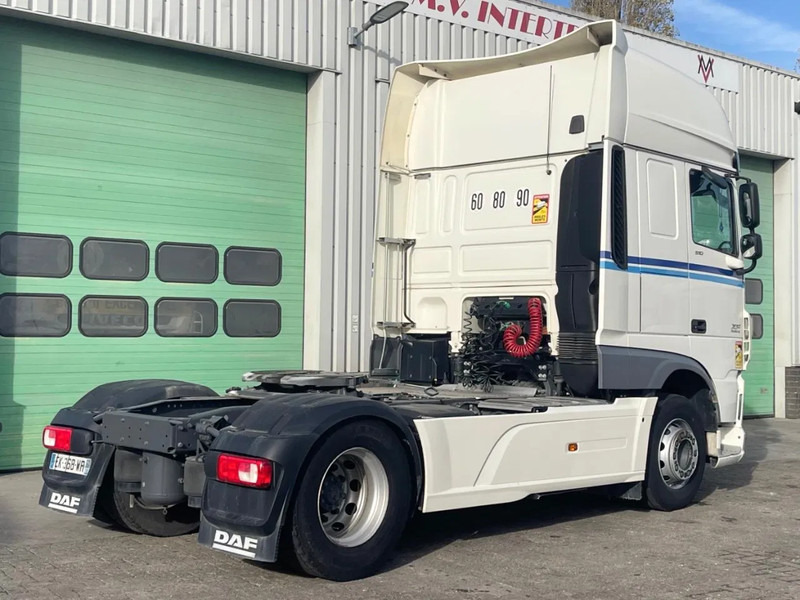DAF XF 510 MANUAL GEARBOX! PARKING AIRCO, FRIGO - Tractor unit: picture 5 DAF XF 510 MANUAL GEARBOX! PARKING AIRCO, FRIGO - Tractor unit: picture 5
