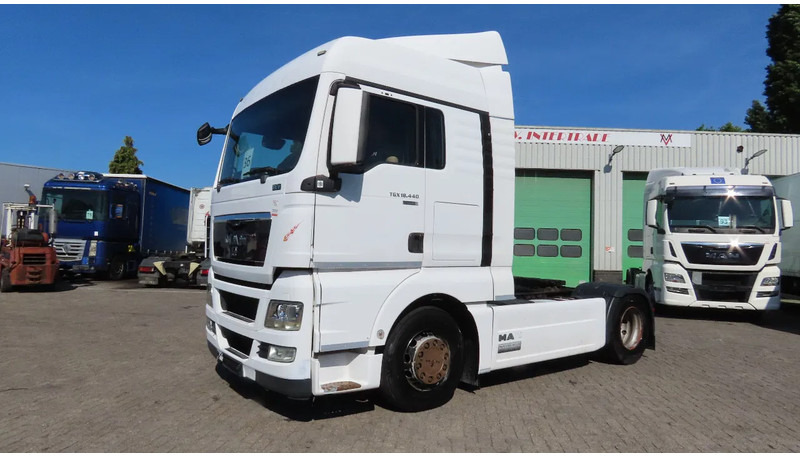 MAN TGX 18.440 Euro 5, Retarder, 2 tanks!! - Tractor unit: picture 3 MAN TGX 18.440 Euro 5, Retarder, 2 tanks!! - Tractor unit: picture 3