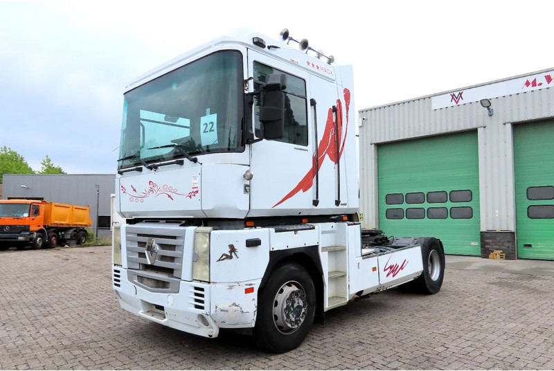 Renault Magnum 440 Mack! Manual gearbox. Royal truck - Tractor unit: picture 3 Renault Magnum 440 Mack! Manual gearbox. Royal truck - Tractor unit: picture 3