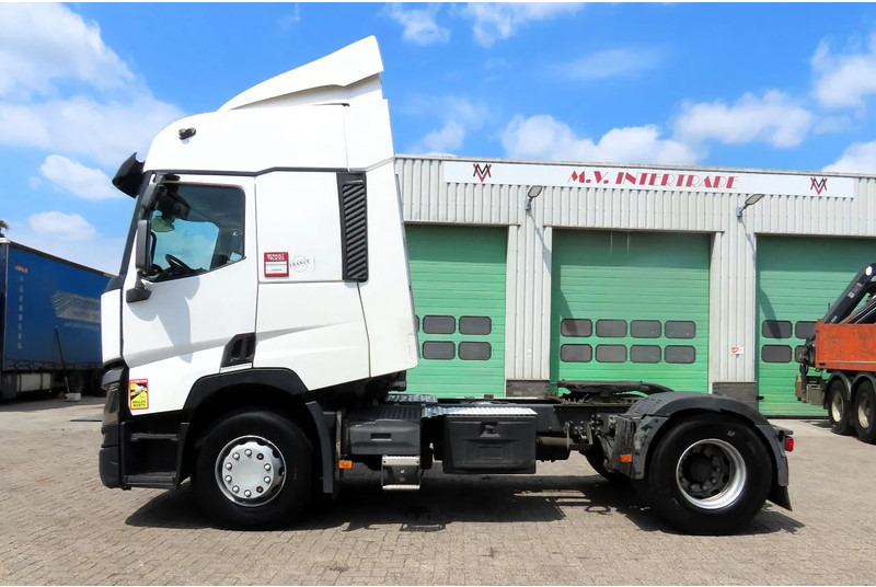 Renault T460 VF611A169HD021856 RETARDER. P-Cooling, FRIGO - Tractor unit: picture 4 Renault T460 VF611A169HD021856 RETARDER. P-Cooling, FRIGO - Tractor unit: picture 4