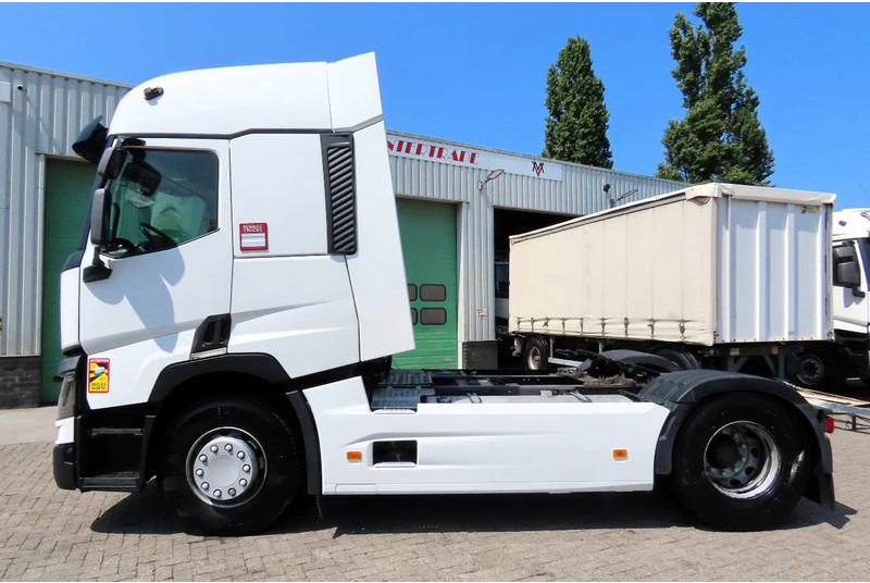 Renault T460 vin: VF611A160FD007308 RETARDER, FRIGO, CLIMA, 2015 - Tractor unit: picture 4 Renault T460 vin: VF611A160FD007308 RETARDER, FRIGO, CLIMA, 2015 - Tractor unit: picture 4