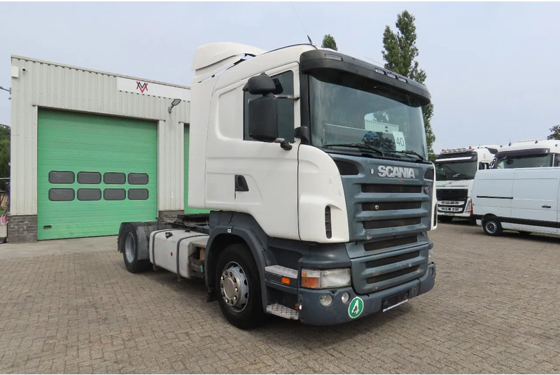 Scania R420 2 tanks, 2 beds, manual gearbox - Tractor unit: picture 1 Scania R420 2 tanks, 2 beds, manual gearbox - Tractor unit: picture 1