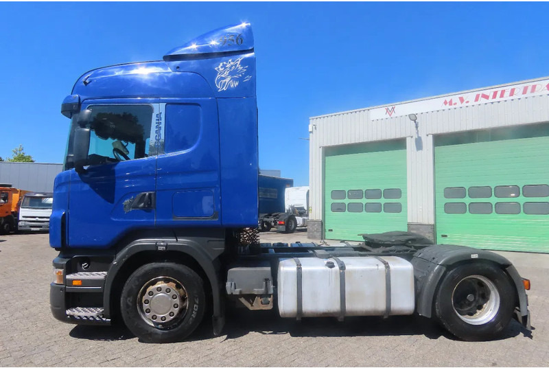 Scania R420 Manual gear, 2 tanks, Frigo , 2 beds - Tractor unit: picture 4 Scania R420 Manual gear, 2 tanks, Frigo , 2 beds - Tractor unit: picture 4