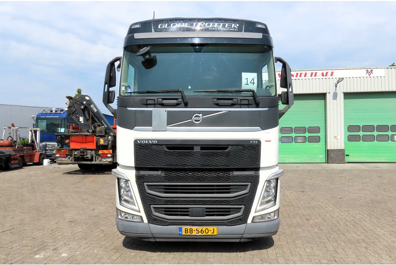 Volvo FH 460 BB-560-J NL truck, LNG, APK tot 08-10-2025, FRIGO - Tractor unit: picture 2 Volvo FH 460 BB-560-J NL truck, LNG, APK tot 08-10-2025, FRIGO - Tractor unit: picture 2