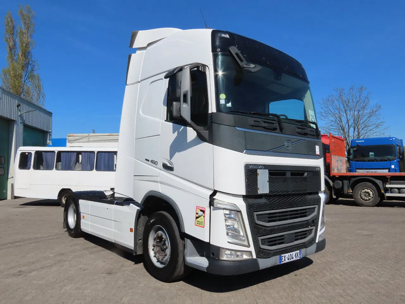 Volvo FH 460 YV2RTY0A3JB867622 FRIGO, 2X FUEL TANK, frigo, EURO6 - Tractor unit: picture 1 Volvo FH 460 YV2RTY0A3JB867622 FRIGO, 2X FUEL TANK, frigo, EURO6 - Tractor unit: picture 1