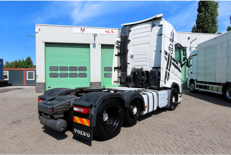 Volvo FH 500 YV2RT40C3JB860437 EURO6, 6x2, 2 tanks, - Tractor unit: picture 5 Volvo FH 500 YV2RT40C3JB860437 EURO6, 6x2, 2 tanks, - Tractor unit: picture 5