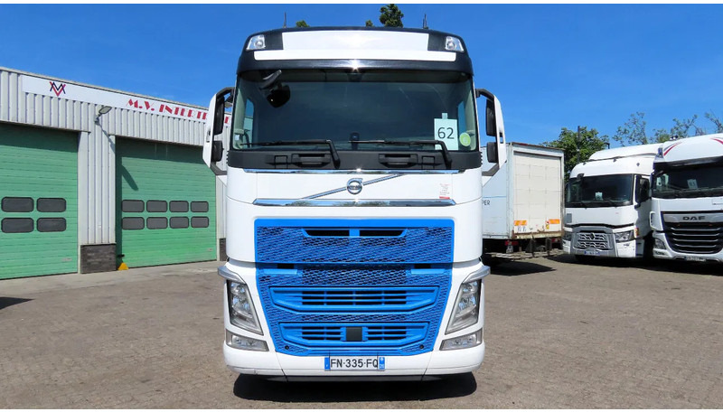 Volvo FH 500 :vin YV2RT40A5LB301456 2X FUELTANK, PARKING AIRCO, FRIGO - Tractor unit: picture 2 Volvo FH 500 :vin YV2RT40A5LB301456 2X FUELTANK, PARKING AIRCO, FRIGO - Tractor unit: picture 2