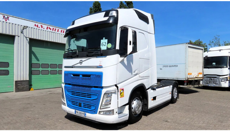 Volvo FH 500 :vin YV2RT40A5LB301456 2X FUELTANK, PARKING AIRCO, FRIGO - Tractor unit: picture 1 Volvo FH 500 :vin YV2RT40A5LB301456 2X FUELTANK, PARKING AIRCO, FRIGO - Tractor unit: picture 1