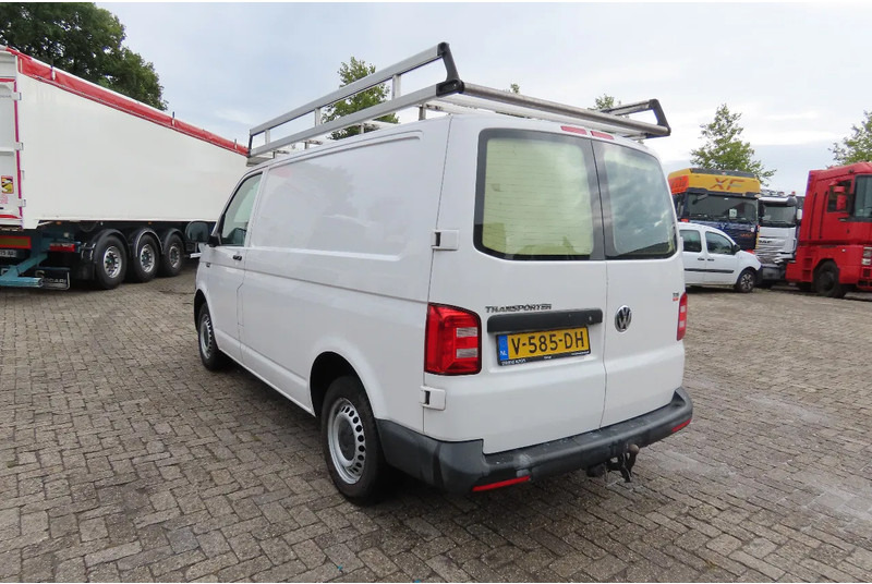 Volkswagen Transporter 2.0 TDI, Airco, 3 peson, APK tot 06/06/2026 - Panel van: picture 5 Volkswagen Transporter 2.0 TDI, Airco, 3 peson, APK tot 06/06/2026 - Panel van: picture 5
