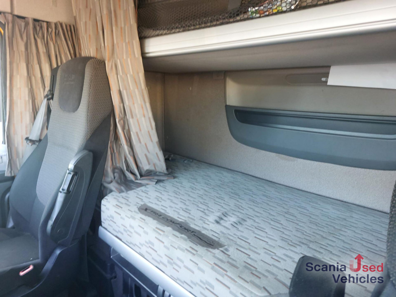 DAF XF 460 FT Space Cab Low deck - Tractor unit: picture 3 DAF XF 460 FT Space Cab Low deck - Tractor unit: picture 3