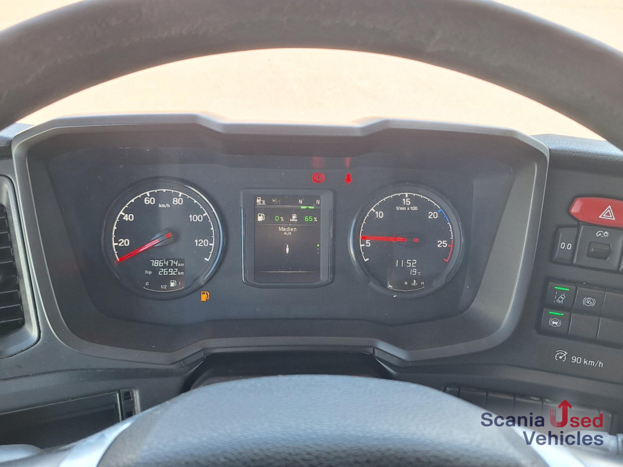 SCANIA R 450 A4x2NA 4 Balg Tacho NEU !! - Tractor unit: picture 5 SCANIA R 450 A4x2NA 4 Balg Tacho NEU !! - Tractor unit: picture 5
