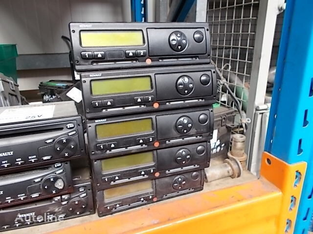 Renault MAGNUM DXI, PREMIUM DXI - Tachograph for Truck: picture 1 Renault MAGNUM DXI, PREMIUM DXI - Tachograph for Truck: picture 1