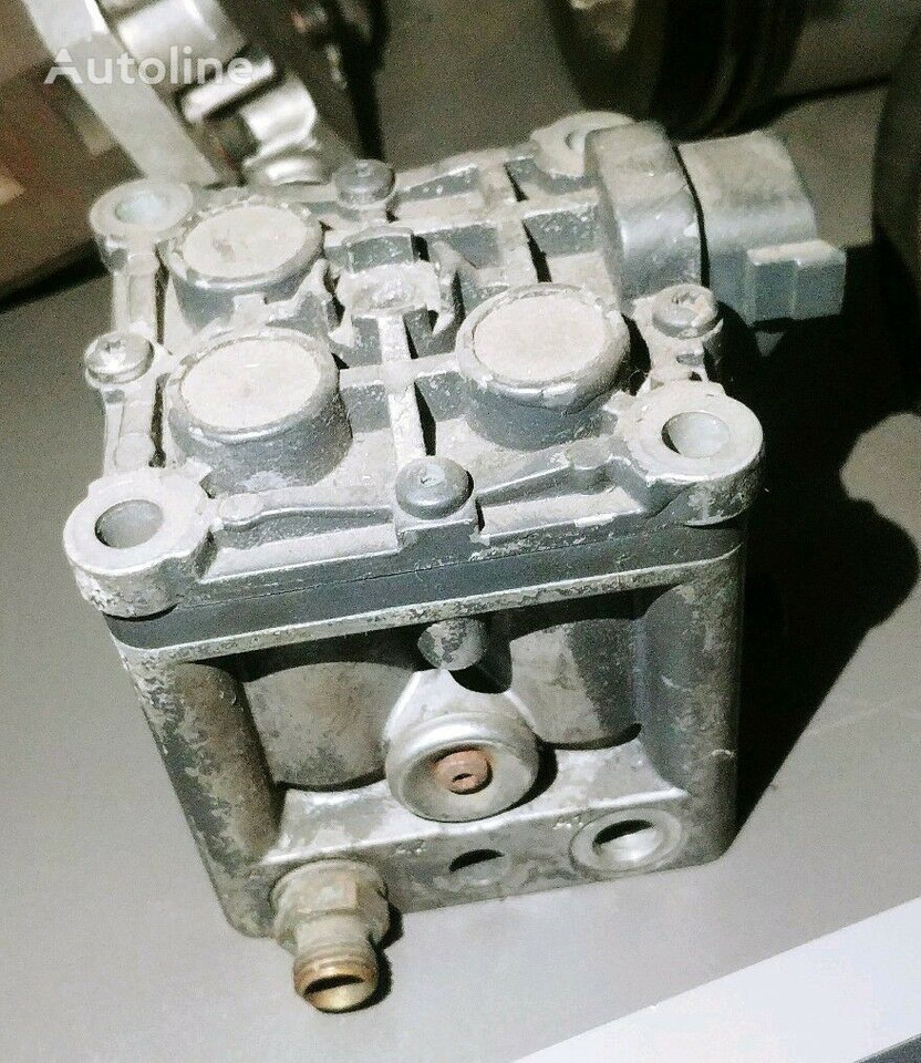 Scania EGR VALVE - Valve for Truck: picture 2 Scania EGR VALVE - Valve for Truck: picture 2