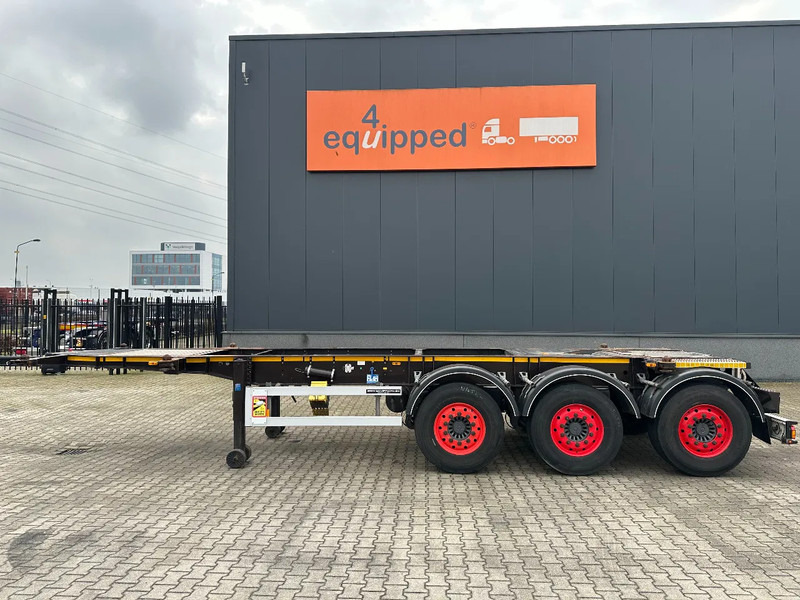 Burg 20FT / 20FT SWAP ADR (EX/II, EX/III, FL, AT), empty weight: 3.690kg, SAF INTRADISC, 2x liftaxle, ALCOA, NL-Chassis - Container transporter/ Swap body semi-trailer: picture 2 Burg 20FT / 20FT SWAP ADR (EX/II, EX/III, FL, AT), empty weight: 3.690kg, SAF INTRADISC, 2x liftaxle, ALCOA, NL-Chassis - Container transporter/ Swap body semi-trailer: picture 2
