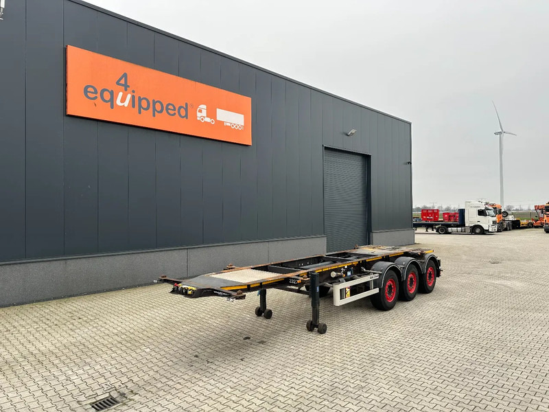 Burg 20FT ADR (EX/II, EX/III, FL, AT) Chassis, leeggewicht: 3.690kg, SAF INTRADISC, 2x Liftaxle, NL-chassis, APK: 08-2025 - Container transporter/ Swap body semi-trailer: picture 1 Burg 20FT ADR (EX/II, EX/III, FL, AT) Chassis, leeggewicht: 3.690kg, SAF INTRADISC, 2x Liftaxle, NL-chassis, APK: 08-2025 - Container transporter/ Swap body semi-trailer: picture 1