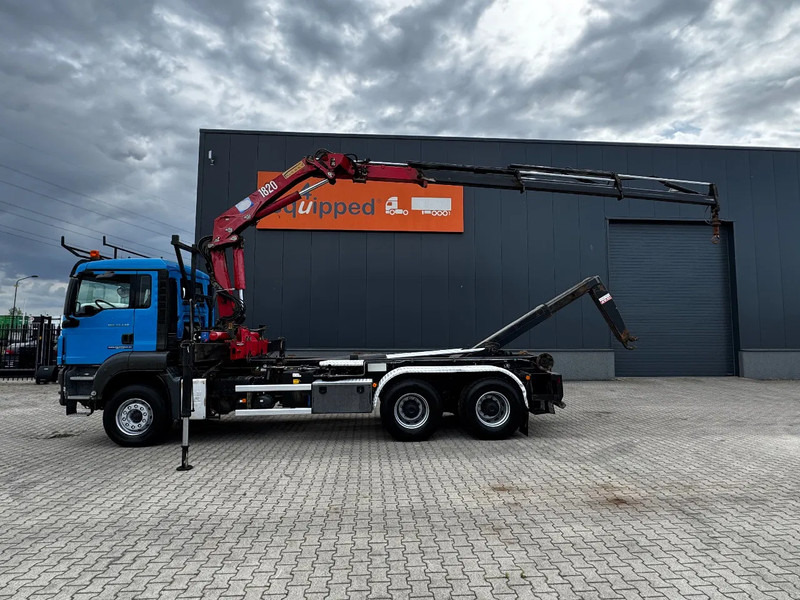 MAN TGS 33.440 6x4, EURO-4, HMF 1823 Crane + VDL HOOK, full spring, manual gearbox, MOT 03/2026 - Hook lift truck, Crane truck: picture 1 MAN TGS 33.440 6x4, EURO-4, HMF 1823 Crane + VDL HOOK, full spring, manual gearbox, MOT 03/2026 - Hook lift truck, Crane truck: picture 1