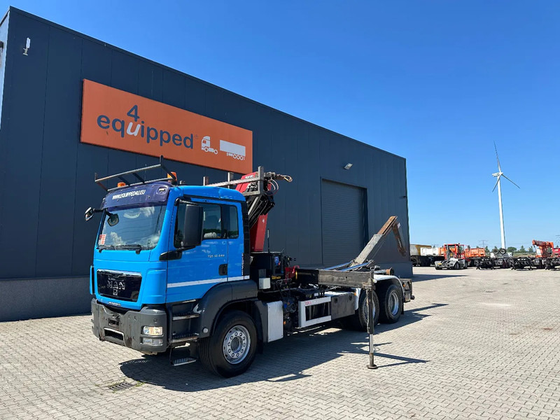 MAN TGS 33.440 6x4, EURO-5, HMF 2030 Crane + VDL HOOK, full spring, manual gearbox, MOT 03/2026 - Hook lift truck, Crane truck: picture 2 MAN TGS 33.440 6x4, EURO-5, HMF 2030 Crane + VDL HOOK, full spring, manual gearbox, MOT 03/2026 - Hook lift truck, Crane truck: picture 2