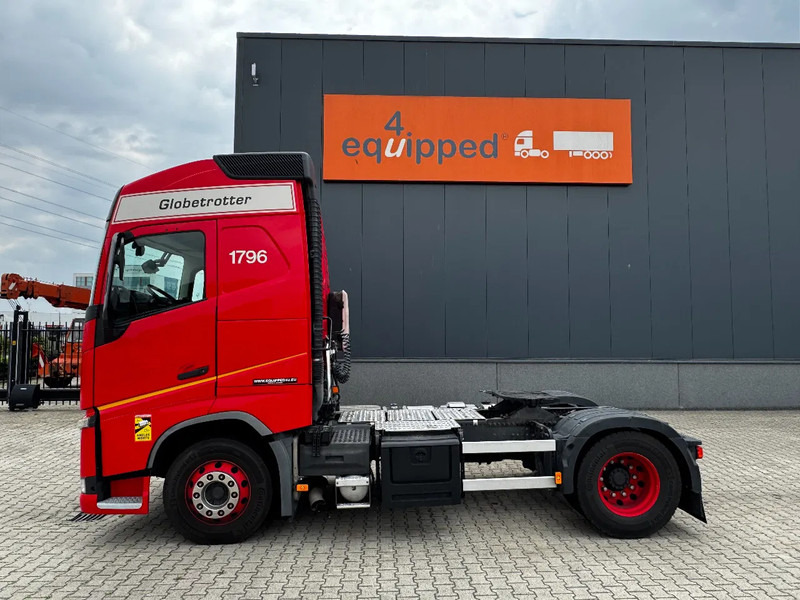 Volvo FH 13.420 Globetrotter, ADR (EX/II, EX/III, FL, AT, OX), EURO-6, 658.723km - Tractor unit: picture 3 Volvo FH 13.420 Globetrotter, ADR (EX/II, EX/III, FL, AT, OX), EURO-6, 658.723km - Tractor unit: picture 3