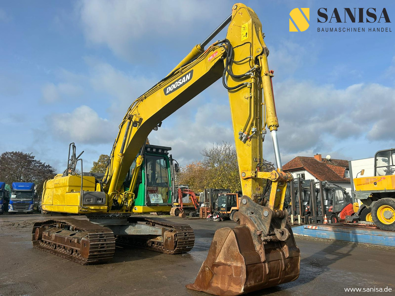 DOOSAN DX225 LC-3/ 1 Löffel/SW/Hydraulikleitung - Crawler excavator: picture 1 DOOSAN DX225 LC-3/ 1 Löffel/SW/Hydraulikleitung - Crawler excavator: picture 1