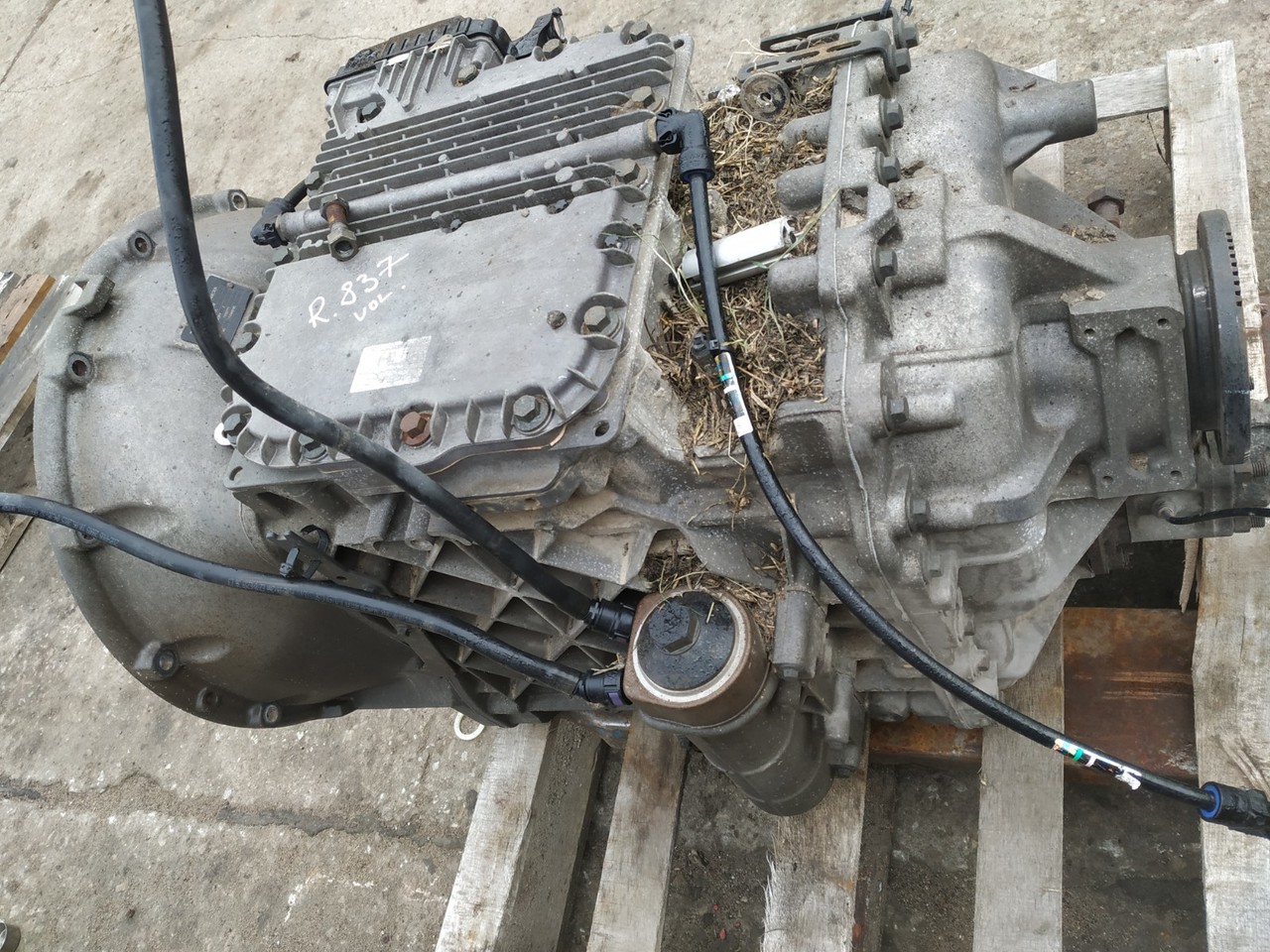 VOLVO FH4 - Gearbox for Truck: picture 2 VOLVO FH4 - Gearbox for Truck: picture 2