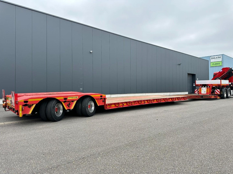 Faymonville 47.5T STBZ-2VA 8m +5m50 LOWBED - TIEFBETT / REMOVABLE NECK - ABNEHMBARE SCHWANENHALS - HYDR STEERING AXLES / LENKACHSEN - SAF - Low loader semi-trailer: picture 2 Faymonville 47.5T STBZ-2VA 8m +5m50 LOWBED - TIEFBETT / REMOVABLE NECK - ABNEHMBARE SCHWANENHALS - HYDR STEERING AXLES / LENKACHSEN - SAF - Low loader semi-trailer: picture 2