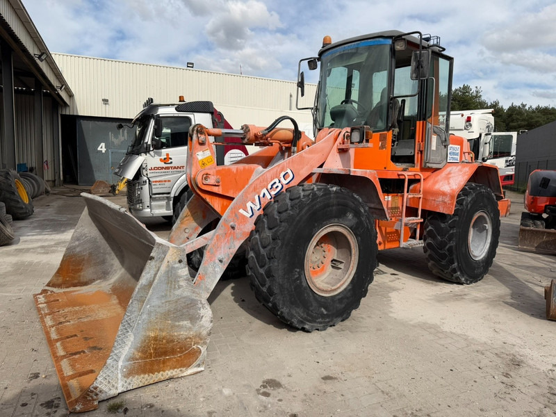 Hitachi W130 4x4 WHEEL LOADER - 13T - 11.082 HOURS - CE - BELGIAN MACHINE - Wheel loader: picture 2 Hitachi W130 4x4 WHEEL LOADER - 13T - 11.082 HOURS - CE - BELGIAN MACHINE - Wheel loader: picture 2