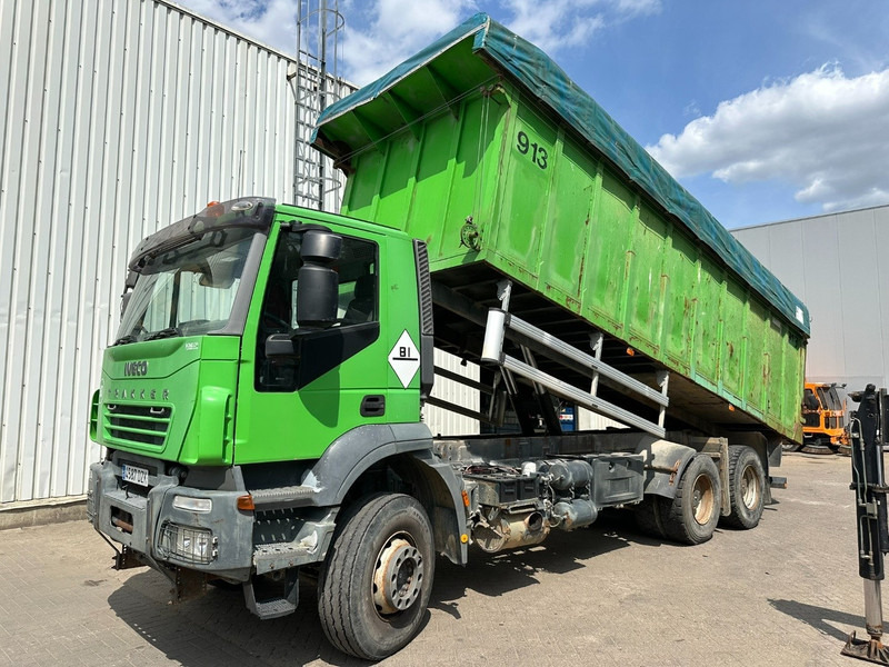 Iveco TRAKKER 310 6x4 STEEL TIPPER / KIPPER - MANUAL ZF - BIG AXLES / HUB REDUCTION - STEEL SPRING - Tipper: picture 2 Iveco TRAKKER 310 6x4 STEEL TIPPER / KIPPER - MANUAL ZF - BIG AXLES / HUB REDUCTION - STEEL SPRING - Tipper: picture 2