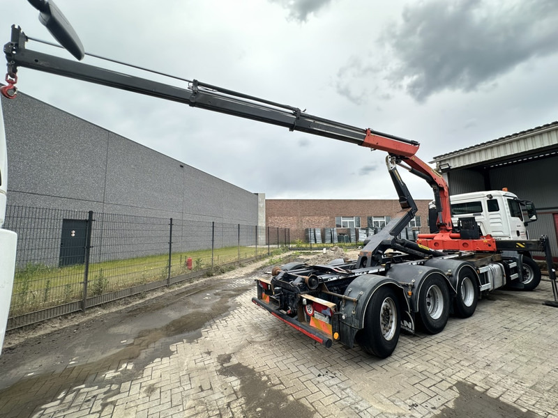 MAN TGS 35.400 8x4 TRIDEM HOOKLIFT T22 + CRANE PALFINGER PK 18001 EH + RADIO - EURO 5 - LIFT/STEERING AXLE - BE TRUCK - Hook lift truck, Crane truck: picture 5 MAN TGS 35.400 8x4 TRIDEM HOOKLIFT T22 + CRANE PALFINGER PK 18001 EH + RADIO - EURO 5 - LIFT/STEERING AXLE - BE TRUCK - Hook lift truck, Crane truck: picture 5