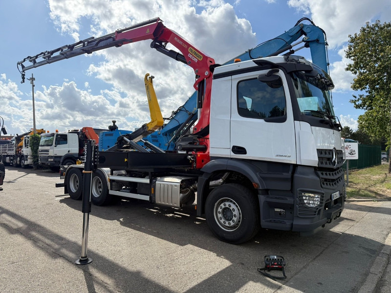 Mercedes-Benz ACTROS 2843 6x4 HOOKLIFT + PALFINGER PK 24.001 SLD5 D (5x) - *1520km!!!!* - BE TRUCK - NEW....NEW...NEW!!! - Hook lift truck, Crane truck: picture 1 Mercedes-Benz ACTROS 2843 6x4 HOOKLIFT + PALFINGER PK 24.001 SLD5 D (5x) - *1520km!!!!* - BE TRUCK - NEW....NEW...NEW!!! - Hook lift truck, Crane truck: picture 1