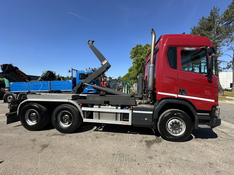 Scania R500 XT 6x4 RETARDER - HOOKLIFT / HAAKSYSTEEM WAF 20T - 5200mm - WB 3m75 - *231.000km* - HUB REDUCTION / STEEL SUSPENSION - EURO 6 - BE TRUCK - Hook lift truck: picture 4 Scania R500 XT 6x4 RETARDER - HOOKLIFT / HAAKSYSTEEM WAF 20T - 5200mm - WB 3m75 - *231.000km* - HUB REDUCTION / STEEL SUSPENSION - EURO 6 - BE TRUCK - Hook lift truck: picture 4