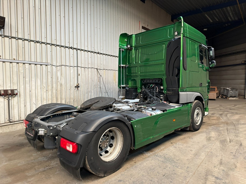 DAF XF 530 RETARDER - *378.000km* - PTO HYDR - 13L MOTOR - SC - FULL SPOILERS / SIDESKIRTS - BE TRUCK - Tractor unit: picture 4 DAF XF 530 RETARDER - *378.000km* - PTO HYDR - 13L MOTOR - SC - FULL SPOILERS / SIDESKIRTS - BE TRUCK - Tractor unit: picture 4