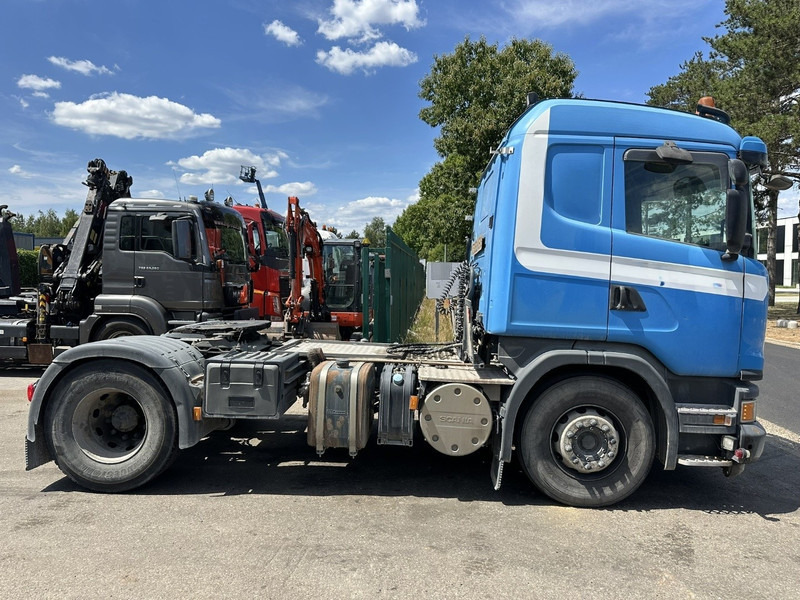 Scania G440 4X2 MANUAL 3+3 - *660.000km* - PTO HYDR - EURO 5 - AD BLUE - A/C - GOOD CONDITION - Tractor unit: picture 4 Scania G440 4X2 MANUAL 3+3 - *660.000km* - PTO HYDR - EURO 5 - AD BLUE - A/C - GOOD CONDITION - Tractor unit: picture 4