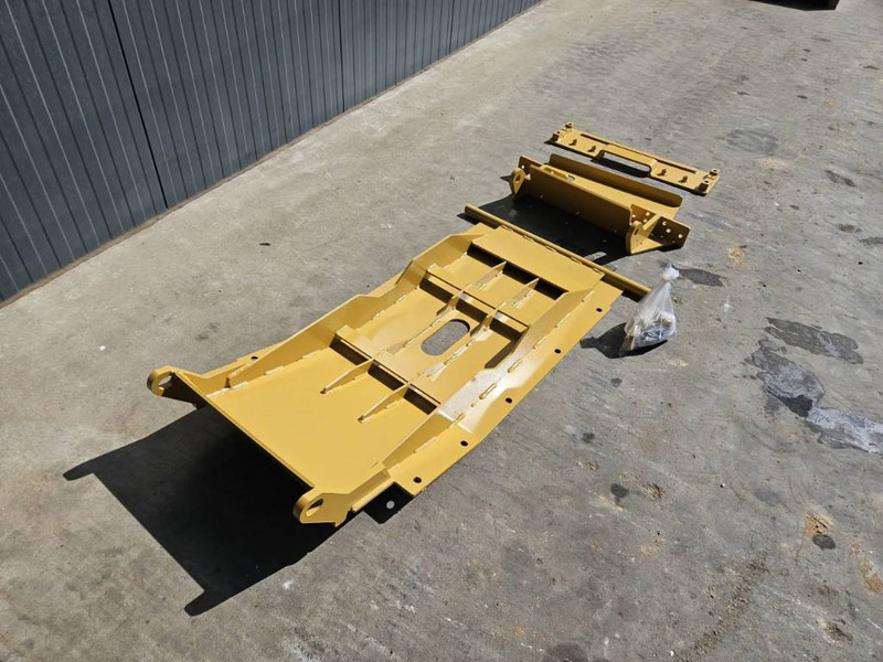 Cat 140M2 - Attachment for Construction machinery: picture 3 Cat 140M2 - Attachment for Construction machinery: picture 3